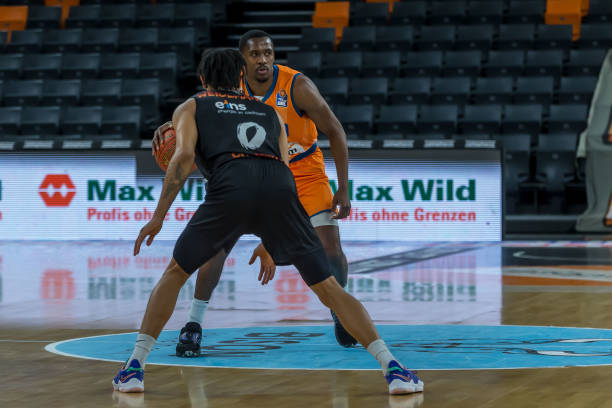 的防守策略 的防守策略