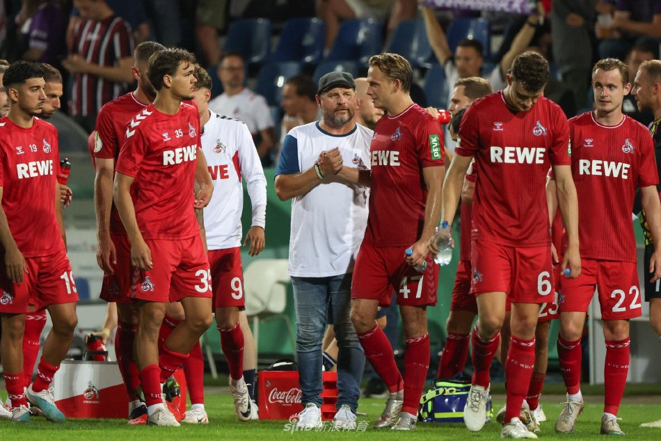 阵容厚度的 阵容厚度的