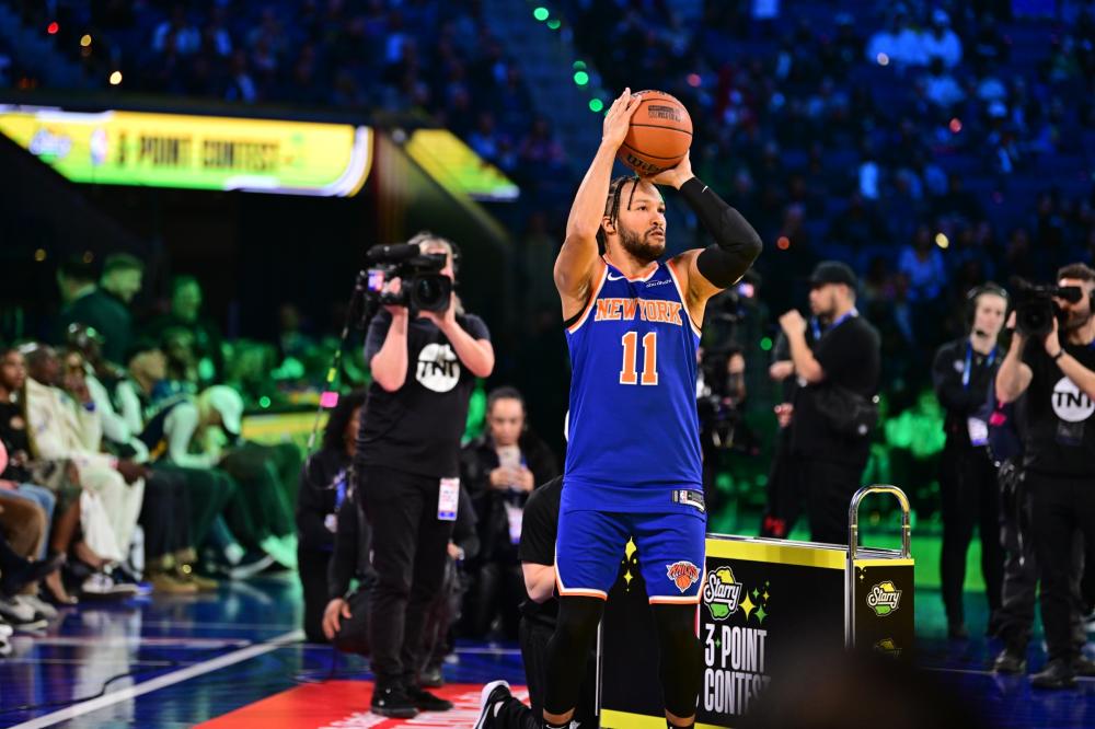 罗马诺：维拉接近免签前曼联后卫林德洛夫，很快Here we go