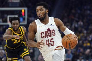 自己发展的 自己发展的