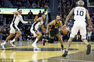 泰国赢得首面金牌 班妮巴跆拳道成功卫冕